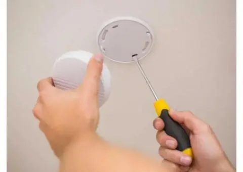 Reliable Smoke Detector Installation in Sydney for Safer Homes - 1/4