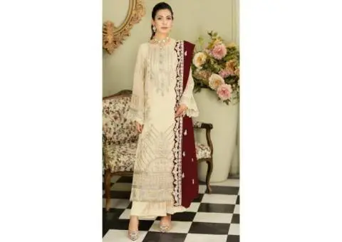 Traditional Yet Trendy – Shop Pakistani Dresses Online