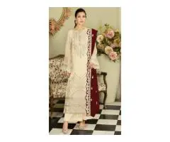 Traditional Yet Trendy – Shop Pakistani Dresses Online