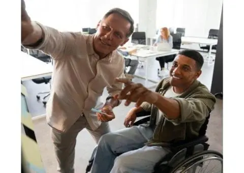 Caring NDIS Support Worker in Ipswich Offering Personalised Daily Assistance - 2/4