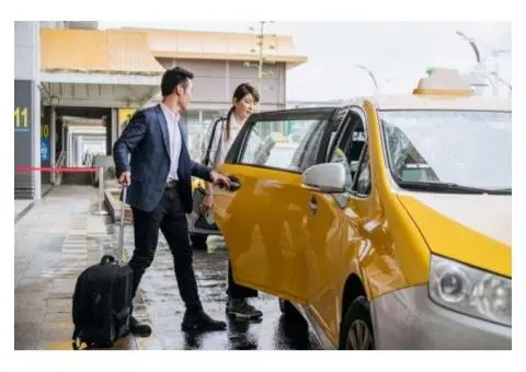 Premium Luxury Airport Taxi in Melbourne for Comfortable & Reliable Transfers - 2/2