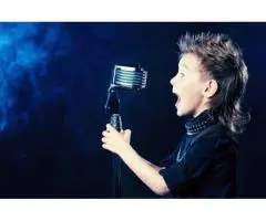 Looking for singing teachers on the Gold Coast?