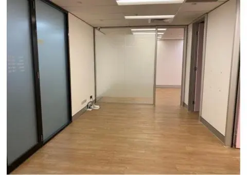 60% reduced market price - Lease Opportunity - Brisbane CBD (84 m²) - 3/10
