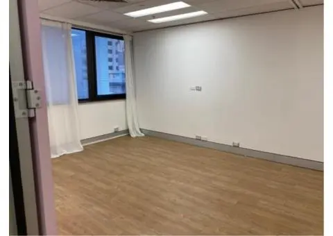 60% reduced market price - Lease Opportunity - Brisbane CBD (84 m²) - 9/10