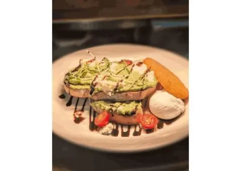 Rise & Shine with a Crunch – The Ultimate Breakfast Trio!