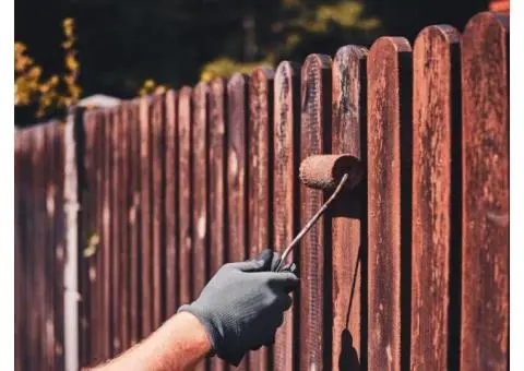 Professional Expert Fence Painting in Melbourne| Tiling And Painting