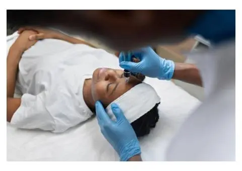 Microneedling for Midlife Skin: What to Expect, What It Delivers