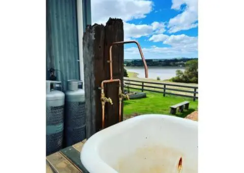 Demak Plumbing - Trusted Plumber in Romsey - 1/3