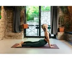Experience Strength & Flow with Modern Vinyasa