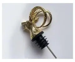 Get Perfect Pour Every Time with Whiskey and Wine Pourers