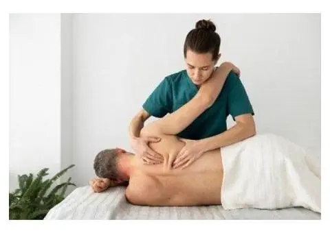 Unlock Peak Performance with a Skilled Sports Massage Therapist!