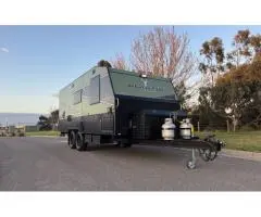 2025 build 19.6 Triple bunk Classic Rider