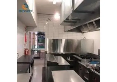 Commercial fitouts Solutions Dandenong | Hirison Construction - 1/3