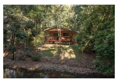 Your Perfect Romantic Accommodation in Atherton Tablelands Escape Awaits You