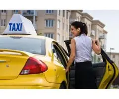 Why Choose a Caroline Springs Taxi for Your Daily and Airport Travel?