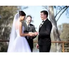 Melbourne Wedding Officiant with a Personal Touch: Dwayne Nichols Guiding You to ‘I Do’