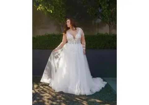 Celebrate Your Beautiful Curves with Plus Size Wedding Dresses Online