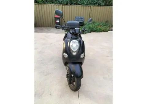 All electric scooter Fonzarelli - 1/5