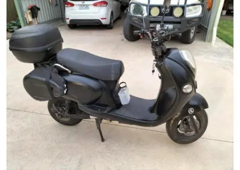 All electric scooter Fonzarelli - 3/5