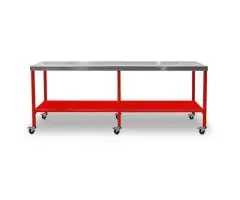 Improve Workflow With a Sturdy Rolling Workbench