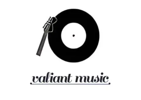 Valiant Music – A Kitchen-Table Spirit, A Full-Service Guitar Instrument Store