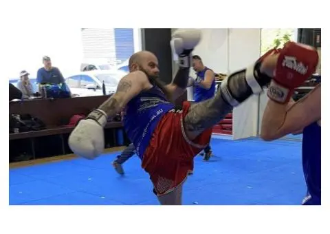 What Is Muay Thai Kickboxing And Why It’s Effective? Learn w/ Karate Classes AU
