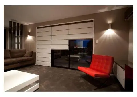 Luxury Hotel Style that You Can Have with Roman Blinds