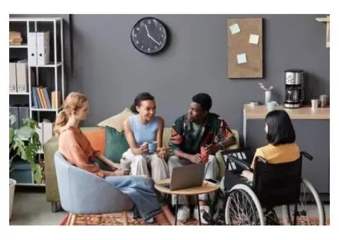 Stay Connected With NDIS Community Access Support In Dandenong - 2/2