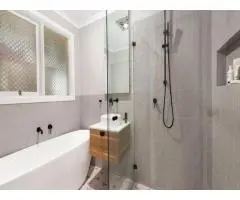 What to Expect When Working with Skilled Bathroom Experts