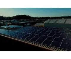 Solar Panel and Battery System for Reliable Energy Storage