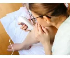 Say Goodbye to Pigmentation: Try an LED Light Mask!