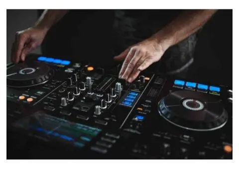 DJ Hire Melbourne – Premium Event DJs | Black Tie Events