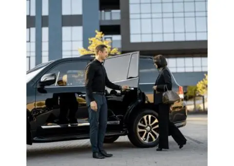 Reliable Corporate Chauffeur-Driven Cars for Professional Travel