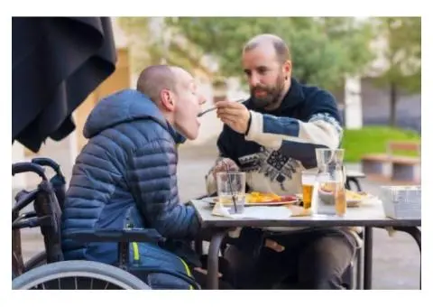 Trusted Personal care attendant in Melbourne for Daily Living Support - 3/6