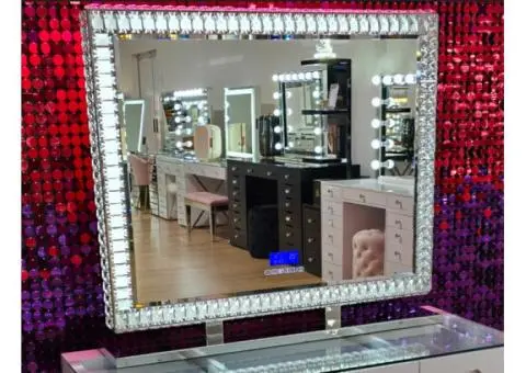 LED Makeup Mirrors Designed for Perfect Lighting and Daily Confidence