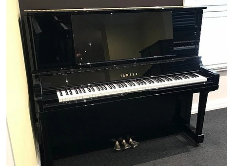 Elevate Your Music with the Excellent Yamaha UX30BL Upright Piano
