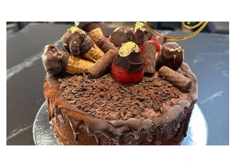 Get Custom Flavours and Toppings Only at Our Gelato Shop