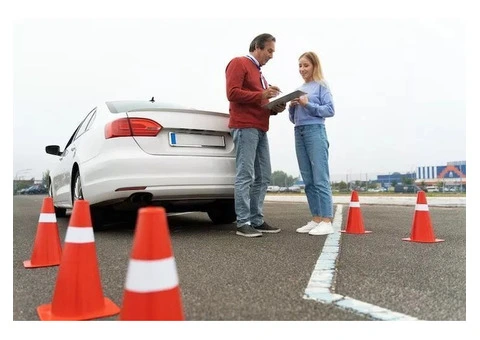 Master Advanced Driving Skills in Sandhurst