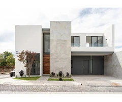 Why Is a Premium Builder Better for Luxury Homes?