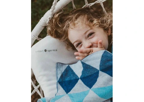 First Pillow for Toddlers – Safe, Supportive & Natural