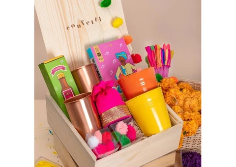 Premium Holi Gift Hampers Online with Natural Colours And Dry Fruits