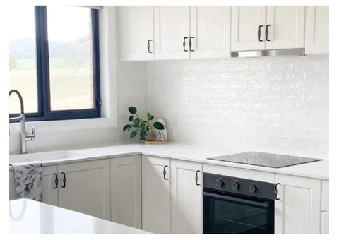 Builders Temora