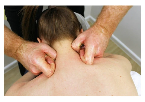 Expert Trigger Point Massage Therapy in Perth – Esmat Parkar - 3/4