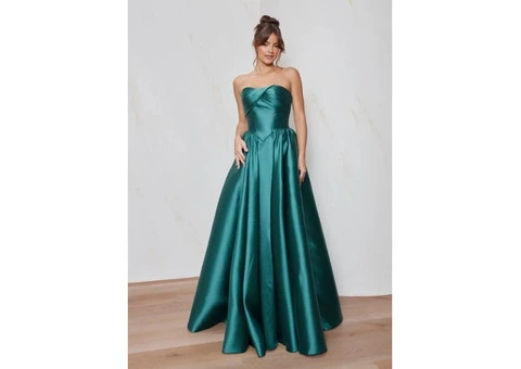 Looking for Women Designer Dresses in Sydney?