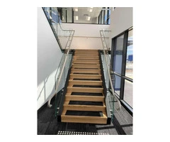 Frameless Glass Staircase That Shapes Modern Living