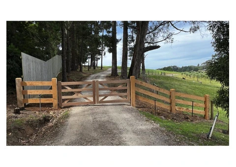 Why Choose Timber Gates in Frankston for Style and Security?