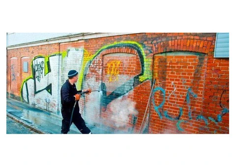 Professional Graffiti Removal in Forestville - 2/2