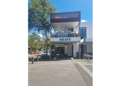 Visit Julias Restaurant Doreen for an Unforgettable Italian Feast
