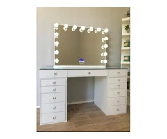 Get Ready with Style Using a Bluetooth Makeup Mirror with Lights