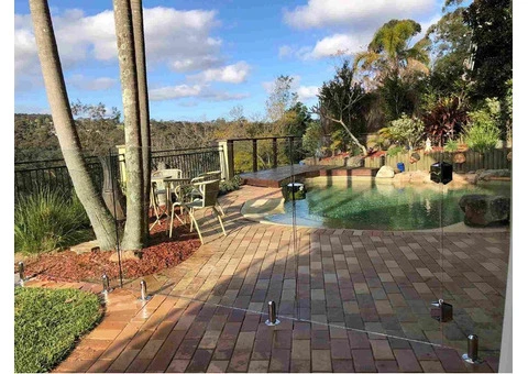 Frameless Glass Pool Fencing Experts in Narraweena - 3/3